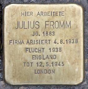TheBerlinReview's tweet photo. Another one from the archives (2011): "The Great Rubber Robbery: How Julius Fromm’s Condom Empire Fell to the Nazis" https://t.co/tzCFWg2mns https://t.co/dqJFzEUBrB