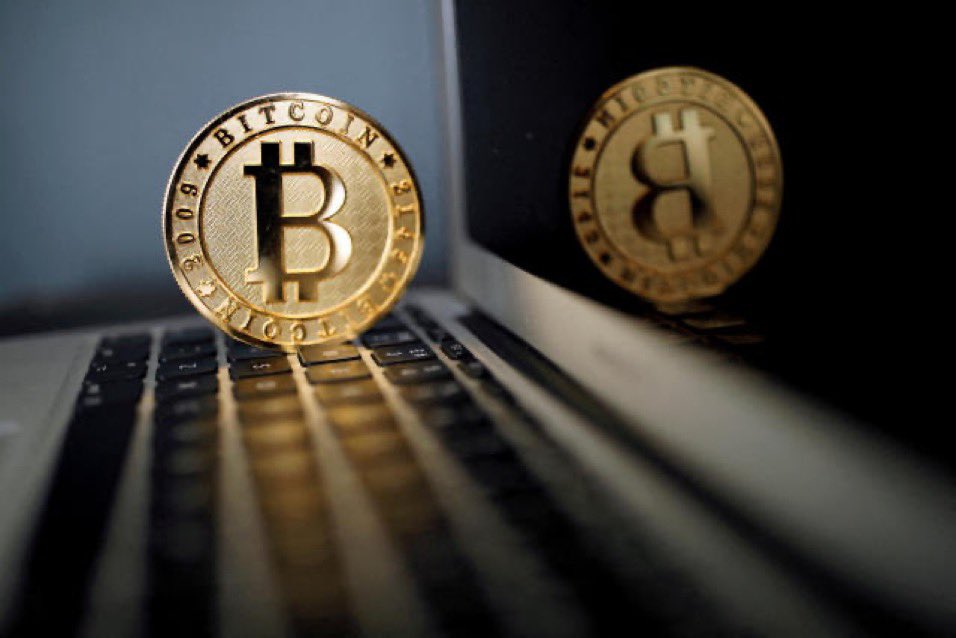 FX_PIPHunter's tweet photo. #Bitcoin is up more than 21%. The surge sent related #stocks higher too. #TradingPlatform #CoinBase surged 14% &amp; bitcoin proxy #MicroStrategy rose 12%. #Miners #IrisEnergy &amp; #CleanSpark rocketed to 20% &amp; 12%, respectively, while #MarathonDigital &amp; #RiotPlatform jumped 14% each. https://t.co/oUTLTlwZcu