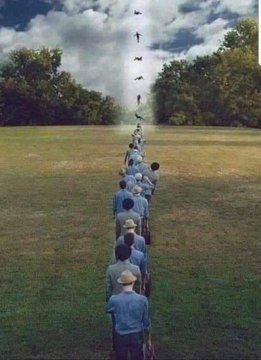 #مختارات_سفير
ﻛﻞ ﺛﺎﻧﻴﺔ ﻳﻐﺎﺩﺭ ﺷﺨﺺ ﻣّﺎ ﺍﻟﻌﺎﻟﻢ ،
ﻭﻧﺤﻦ ﻻ ﻧﺪﺭﻙ ﺃﻧﻨﺎ ﻓﻲ ﺍﻟﺨﻂ ﺃﻳﻀﺎً .🍃 

 ☝️اللهم حُسن الخاتمة
#سفيرالمحبة💙💫