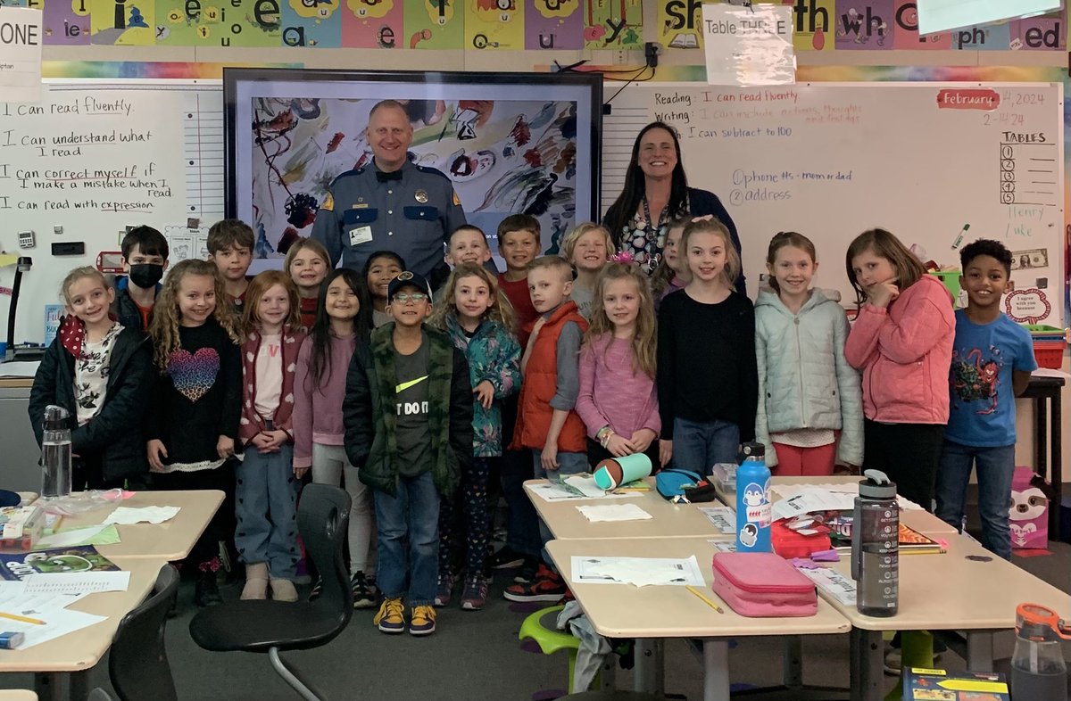 wspd5pio's tweet image. Ridgefield - Huge THANK YOU to @RidgefieldSD &amp;amp; Ms. Keeler’s class for hosting our first visit together. Such an awesome group of kids! Even got to do a pic of #FunnyFaces