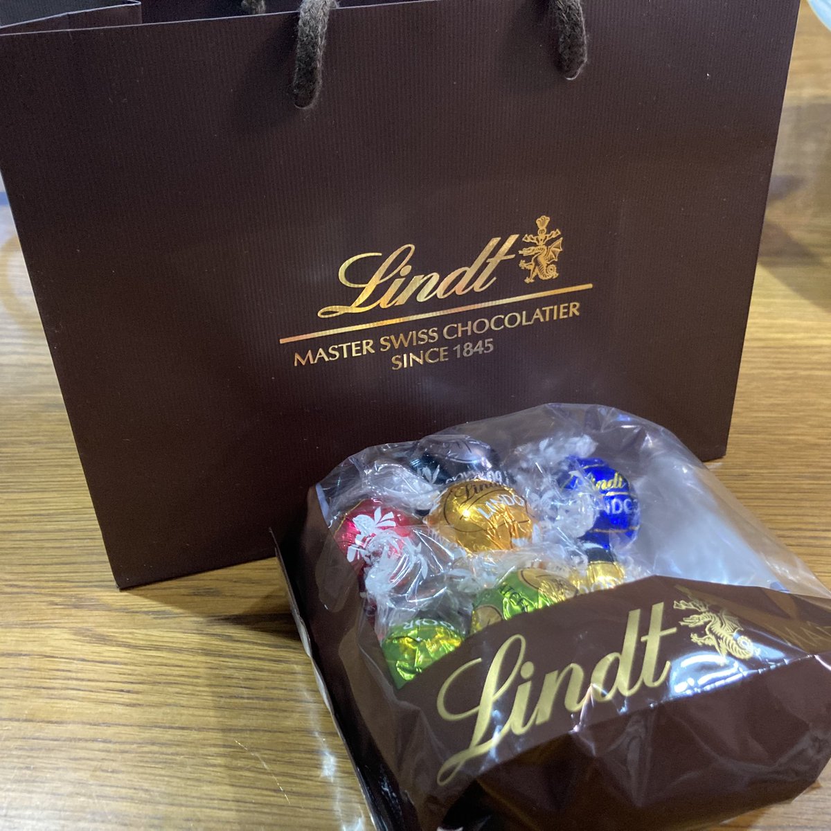 nozoko17's tweet photo. 出遅れたー！😭レン様お誕生日おめでとうございます！🧡🧡せっかくのバレンタインなのでチョコレートでお祝いしますね❣️(ティラミス系なくてごめんなさい💦) https://t.co/ECanNnOVu8