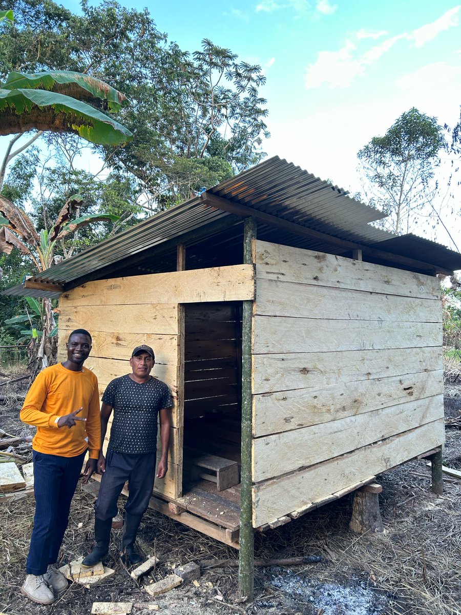 mannaproject's tweet photo. 🌿 Exciting news! Our #Health program is live! 🐓
👩‍🌾 Getting families material, chicks, and info.
🔍 With high malnutrition rates, our mission: sustainable solutions for healthy futures.
🎯 Short-term: education &amp; materials. Long-term: food security &amp; reduced malnutrition. https://t.co/2iSgs6AZk4