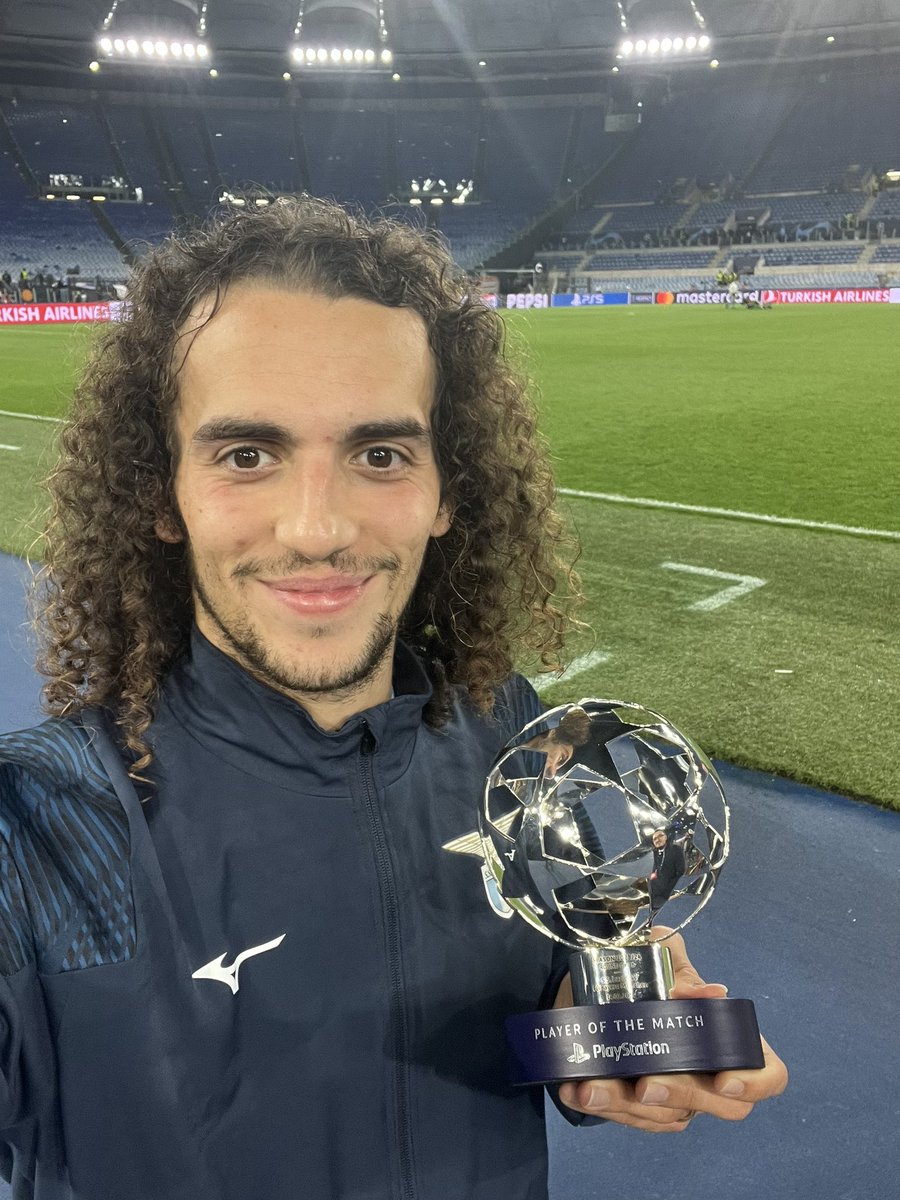 MatteoGuendouzi's tweet photo. Big Win tonight against Bayern 
Forza Lazio 🦅💙🤍
@OfficialSSLazio https://t.co/jgq7cLN5Ty