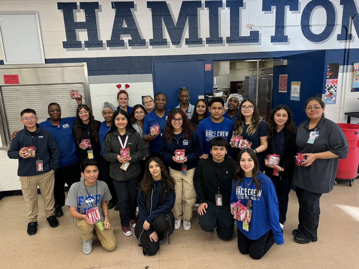Hamilton Middle School NJHS (@hamiltonms_njhs) on Twitter photo Our NJHS students delivered special treats to our PHENOMENAL campus cafeteria staff!! Happy Valentine’s Day, 💕💕
#HamiltonMiddleSchool #NJHS
<a href="/MrsAgnew18/">Coach A M.Ed</a> <a href="/petecarter3/">Erika Carter</a> <a href="/HoustonISD/">Houston ISD</a> <a href="/NatHonorSociety/">National Honor Society</a> <a href="/HamiltonMS1/">Alexander Hamilton MS HISD</a> @HISDNutrition @hisdcentral Our NJHS students delivered special treats to our PHENOMENAL campus cafeteria staff!! Happy Valentine’s Day, 💕💕
#HamiltonMiddleSchool #NJHS
<a href="/MrsAgnew18/">Coach A M.Ed</a> <a href="/petecarter3/">Erika Carter</a> <a href="/HoustonISD/">Houston ISD</a> <a href="/NatHonorSociety/">National Honor Society</a> <a href="/HamiltonMS1/">Alexander Hamilton MS HISD</a> @HISDNutrition @hisdcentral