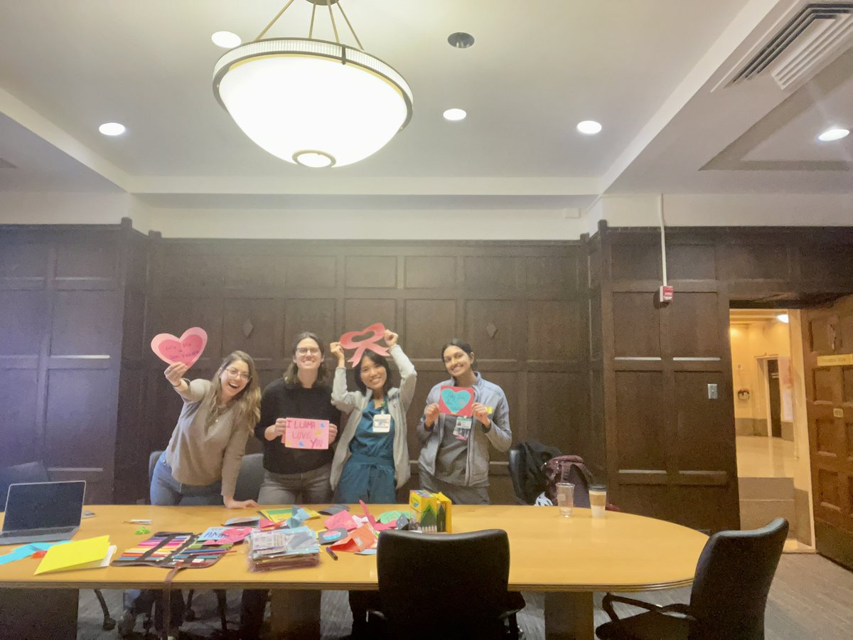memoona_hasnain's tweet photo. Kudos to @uiccom GHHS Class of 2024 for the amazing #SolidarityWeek activities. Pics from card making, arts &amp; crafts for @UIHealth patients ♥️ @thisisUIC @GoldFdtn #Humanism #Empathy #Compassion #MakingHealthCareHuman https://t.co/iEcYWBIc2v