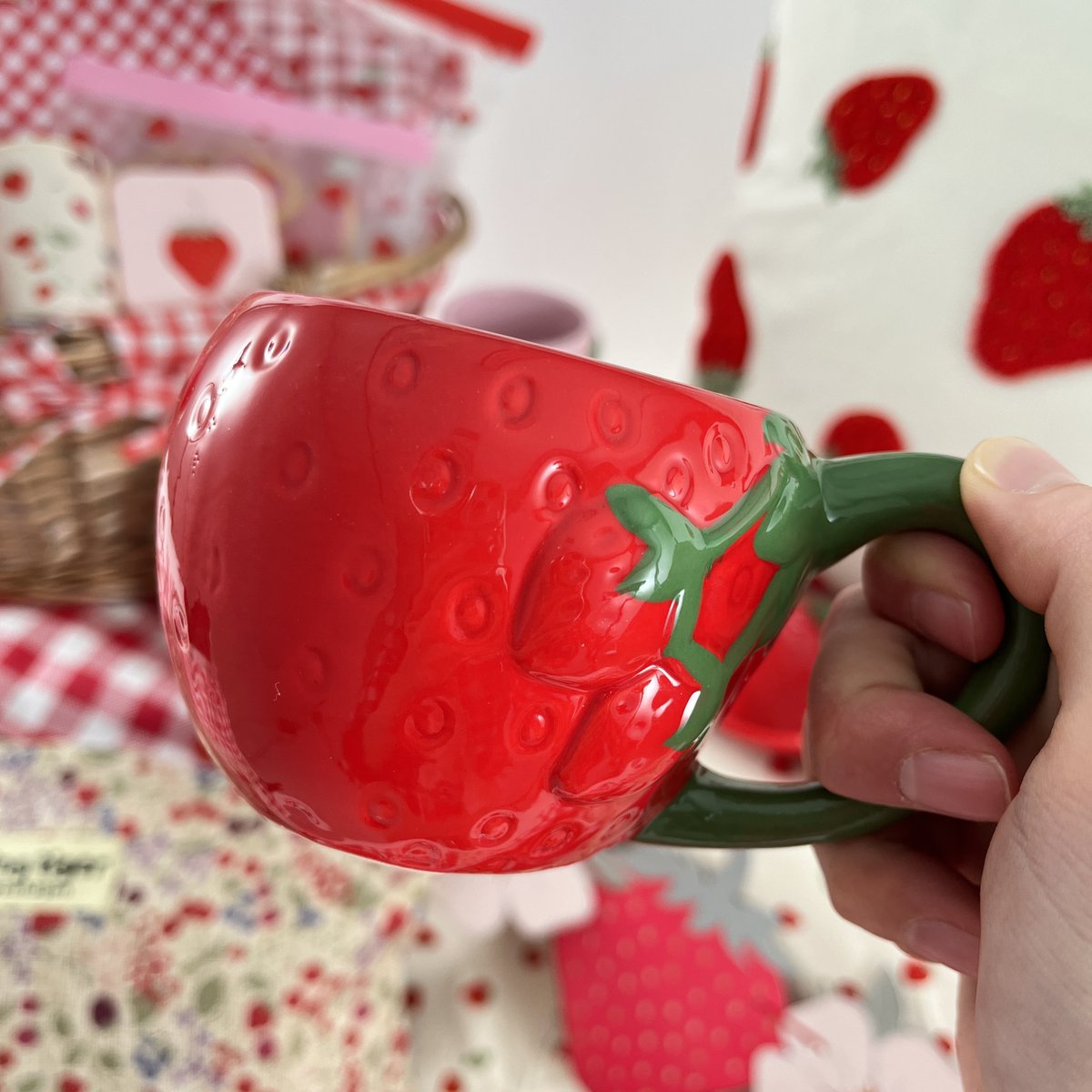 いちご大好き！という方は🍓の絵文字をリプライしてくださいね