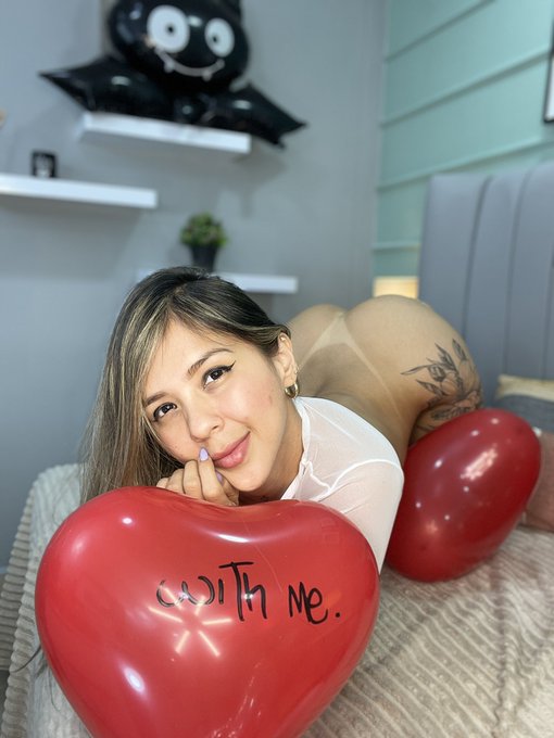 Sending Valentine's day nudys to everyone who says hill!  https://t.co/wMzOxCdY4f  #ValentinesDay #Content<a href="/tag/valentinesday"class="tags"><span>#valentinesday</span></a><a href="/tag/content"class="tags"><span>#content</span></a><a href="/tag/anime18"class="tags"><span>#anime18</span></a>