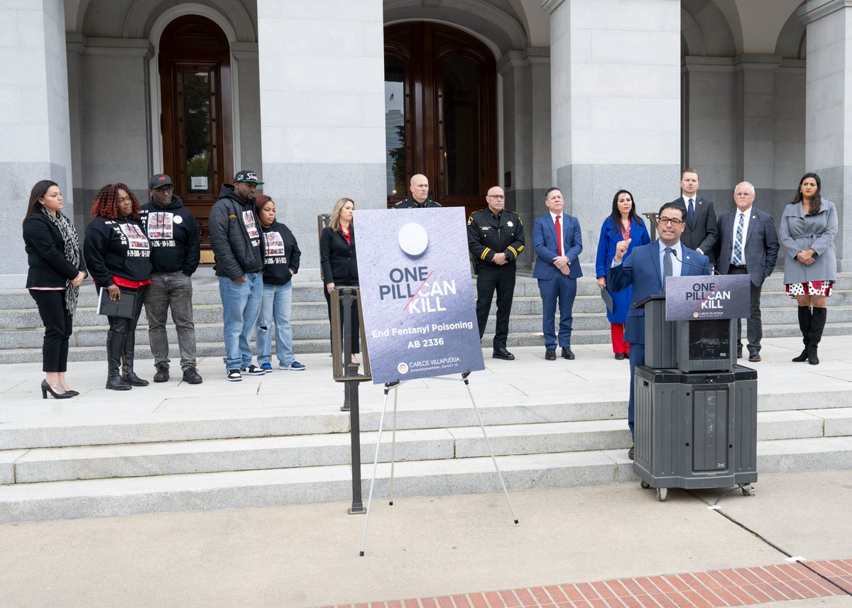 AsmVillapudua's tweet photo. (1/3) Today I hosted a #FightAgainstFentanyl press conference with my legislative colleagues, impacted family members, and leaders in law enforcement to introduce my #AB2336. https://t.co/s3CfJxj39F