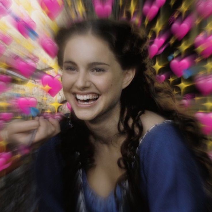 padmearchive's tweet photo. QRT with your favorite Padmé ship and why you love it. Let's celebrate love 🫶🏼 https://t.co/rA9fws75yD