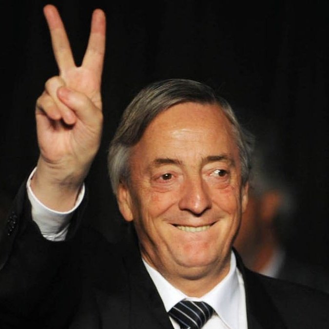 nacholastrabaez's tweet photo. • Inflación Néstor Kirchner en cuatro años: 34%
• Inflación Milei en dos meses: 51,6% 

No la ven 🧑🏼‍🦯 https://t.co/u3OPXKy0D8