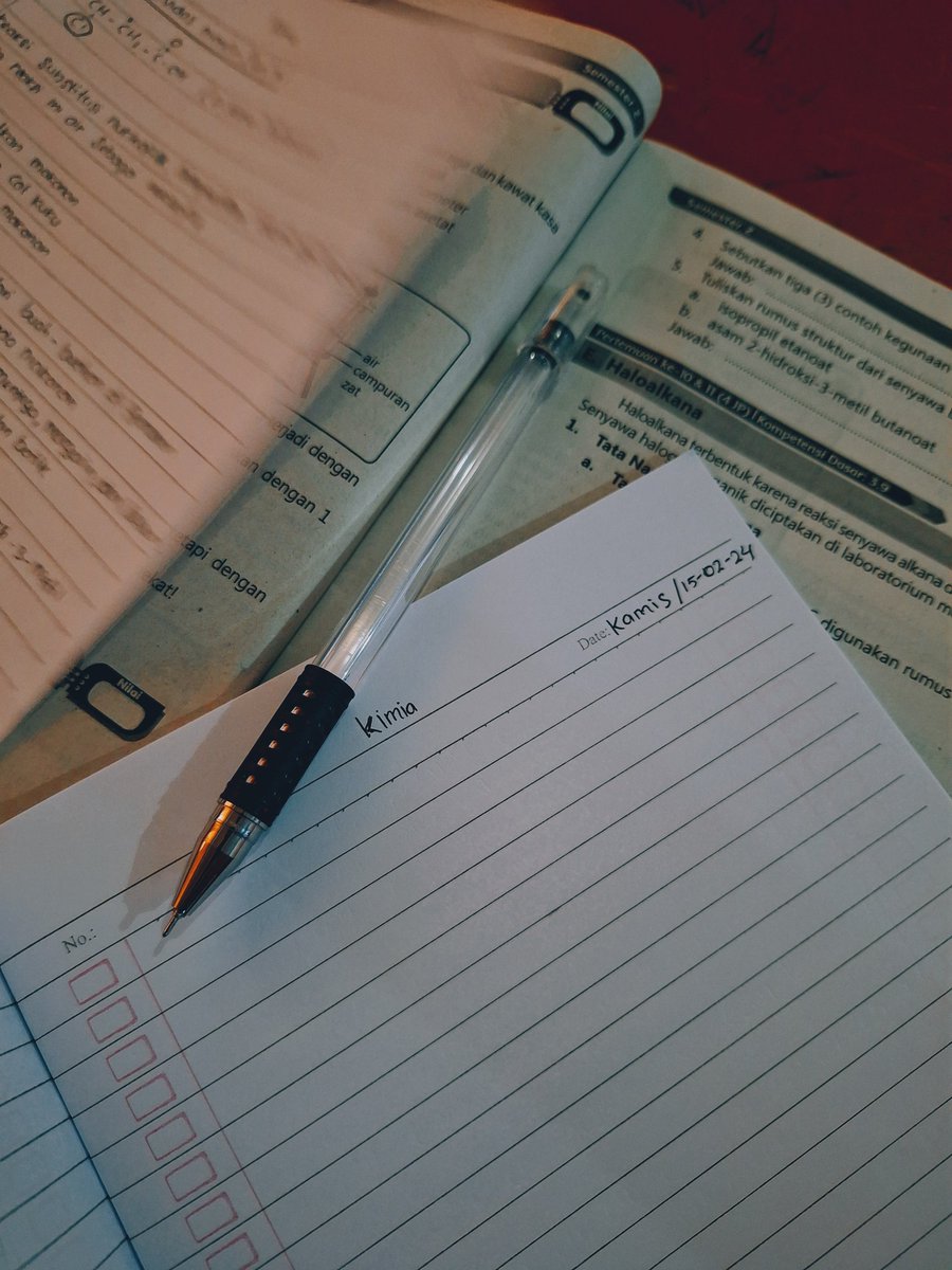 morning !! awalii pagimu dengan kimiaa😍🤩