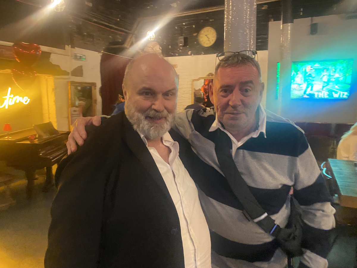 backstagebilly's tweet photo. @hopemilltheatre Tonight’s show of GAP with @RealDeniseWelch #mathewkelly .. what a fantastic show ..⭐️⭐️⭐️⭐️⭐️ epic journey of friendship.. blessed to catch up with writer @jimcartwrightUK #legend .. https://t.co/KzCfJxCwCg https://t.co/O3UQHeyyB2