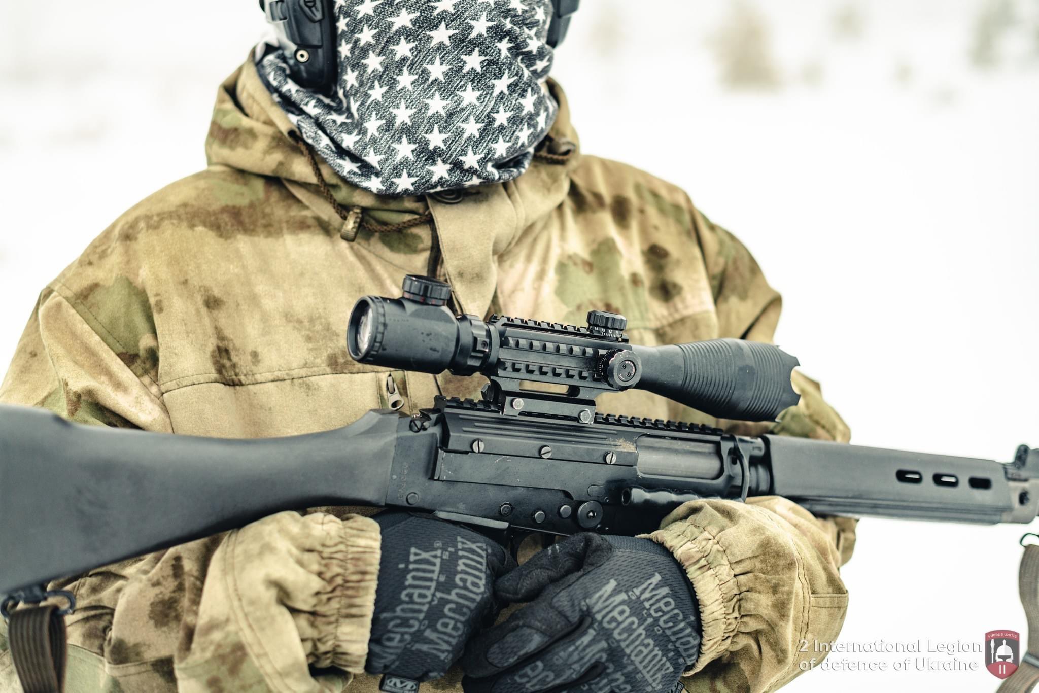 Fn Fal Snikskytter Fn Fal Hi Res Stock Photography And Images Alamy