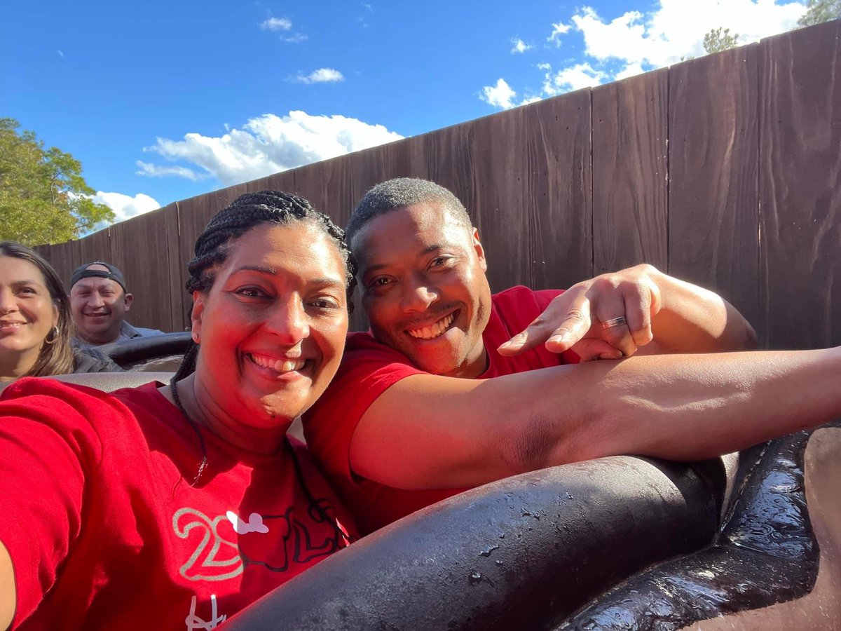 Hurst4Mayor's tweet photo. Happy Valentines Day to the one, the only, Mrs. @hurst4kids! https://t.co/0k9iaYbRoH