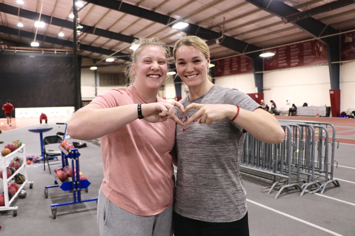 𝐅𝐞𝐞𝐥𝐢𝐧’ 𝐭𝐡𝐞 𝐥𝐨𝐯𝐞 🥰

Happy Valentine’s Day from OU T&amp;F!