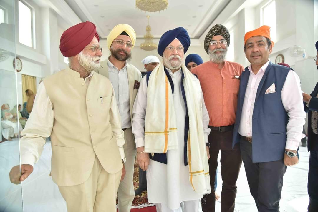 manishseth's tweet photo. Happy Birthday Dear Sir  Sardar @HardeepSPuri ji
May You Keep Doing The Great Work In The Prime Minister @narendramodi Government 
@xfapsiansdelhi
@lakshmiunwomen
@thewritesush @wittydoc12 @JRoy_1978 @NavtejSarna @anubrata_b #ModiAgainIn2024 #ModiKiGuarantee https://t.co/68N9kUm4vw