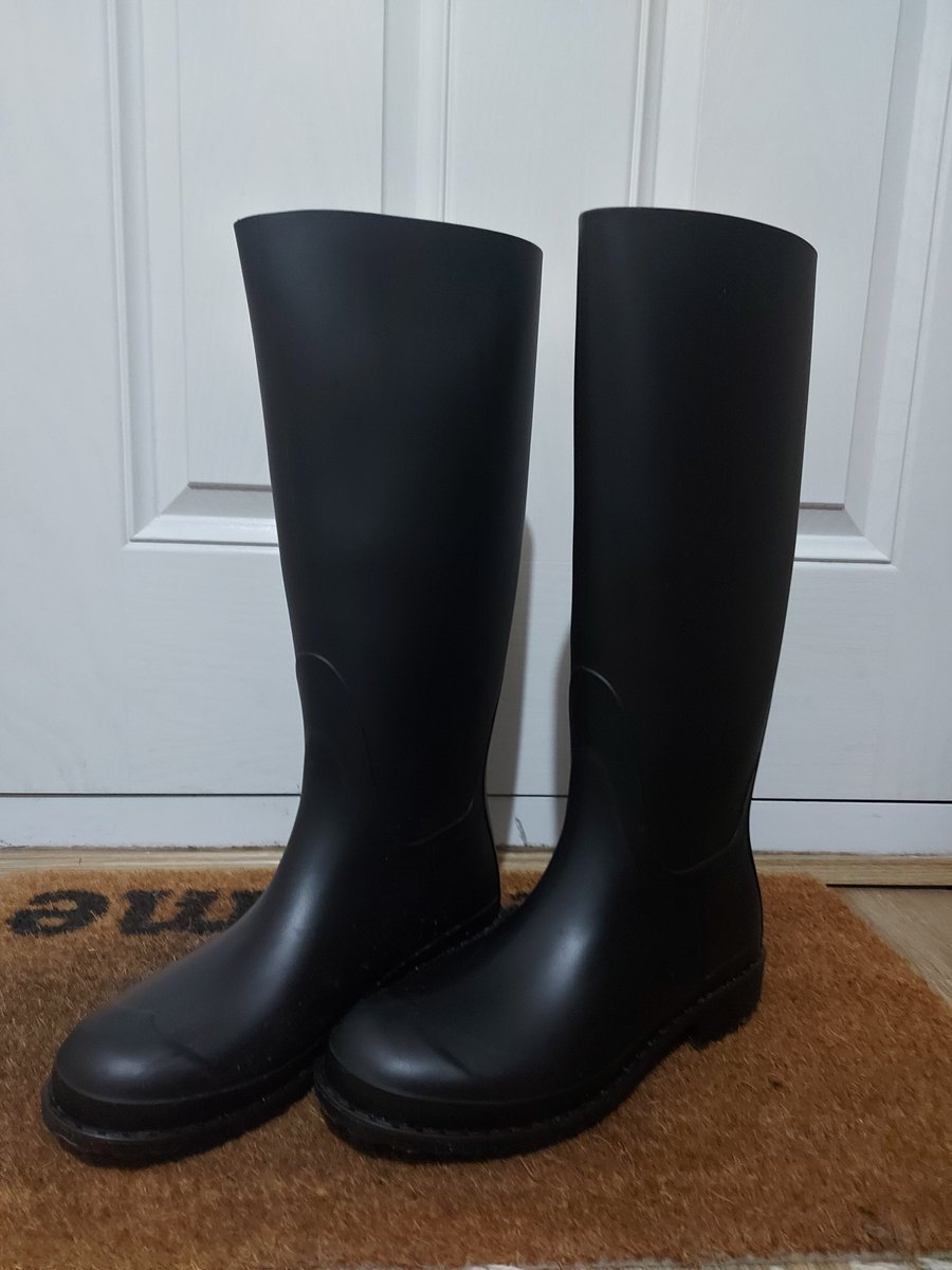 I really enjoy the rainy days!