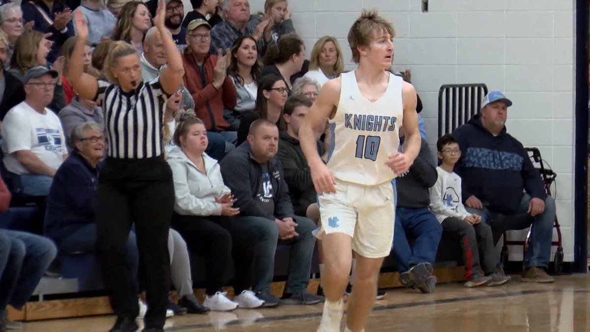PLAYER OF THE WEEK!

<a href="/ucknightsbaske1/">UC Knights basketball</a> sophomore Dylan Bosma's 19-point performance in the <a href="/UCKnights/">Unity Christian</a> win over Central Lyon helped him earn our Boys Basketball Player of the Week honors!

WATCH HERE 🏀⬇️
siouxlandproud.com/sports/local-s…