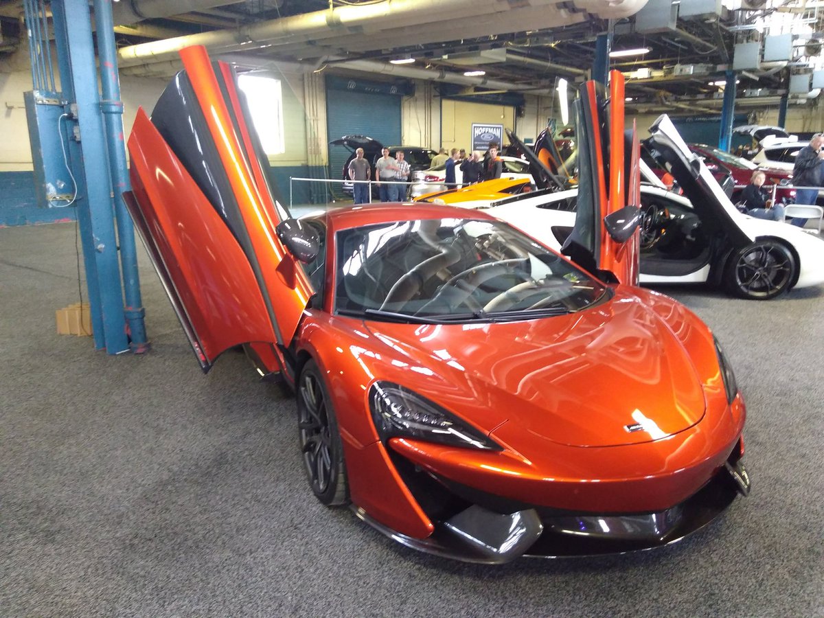 hjPizarroWriter's tweet image. McLaren 570 in Volcanic Orange.
Harrisburg Auto Show, 2018
Photo Credit: HJ Pizarro
@McLarenAuto #McLaren #Supercar #TwoSeater #GetInHangOn #HJPizarro