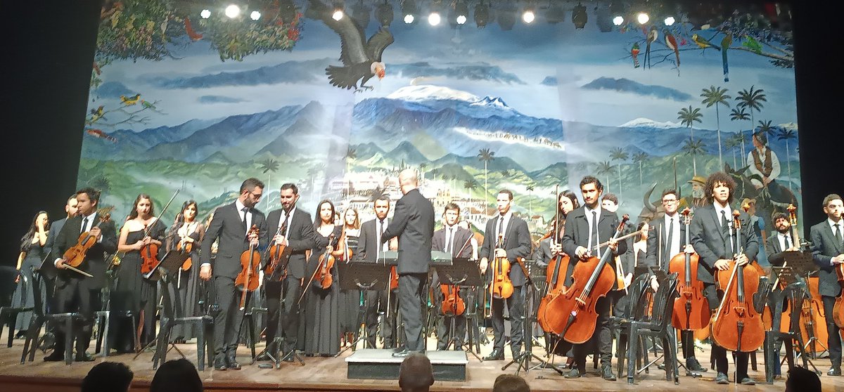 Santiago Dussán López tweet media