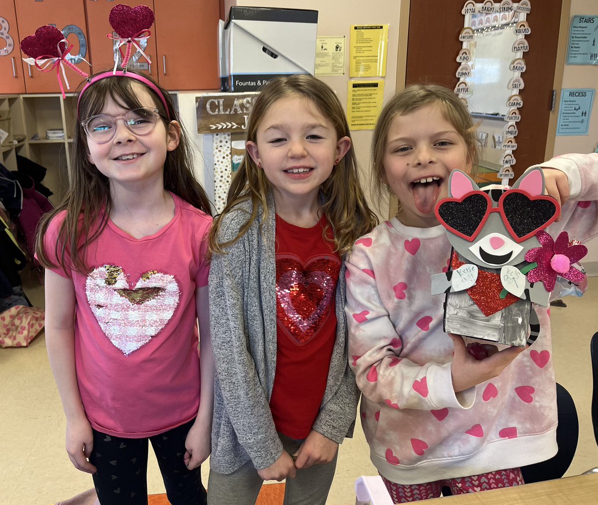 Miss Hanney tweet media