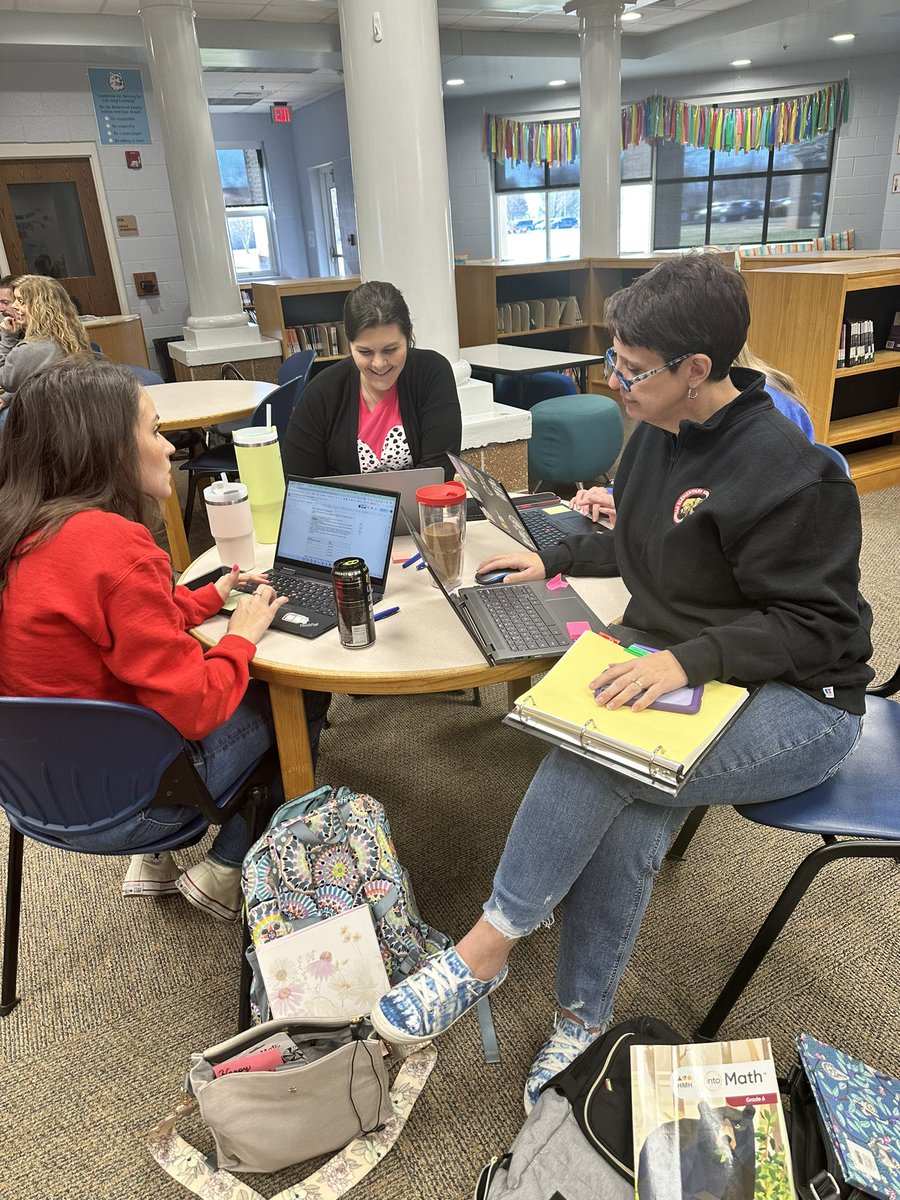 learningwithkim's tweet image. Great morning with 6th Grade Math, Science, and Social Studies teachers across the district to collaborate and grow their knowledge in standards deconstruction and task alignment. #preschooltoprofession @WarrenCoSchools