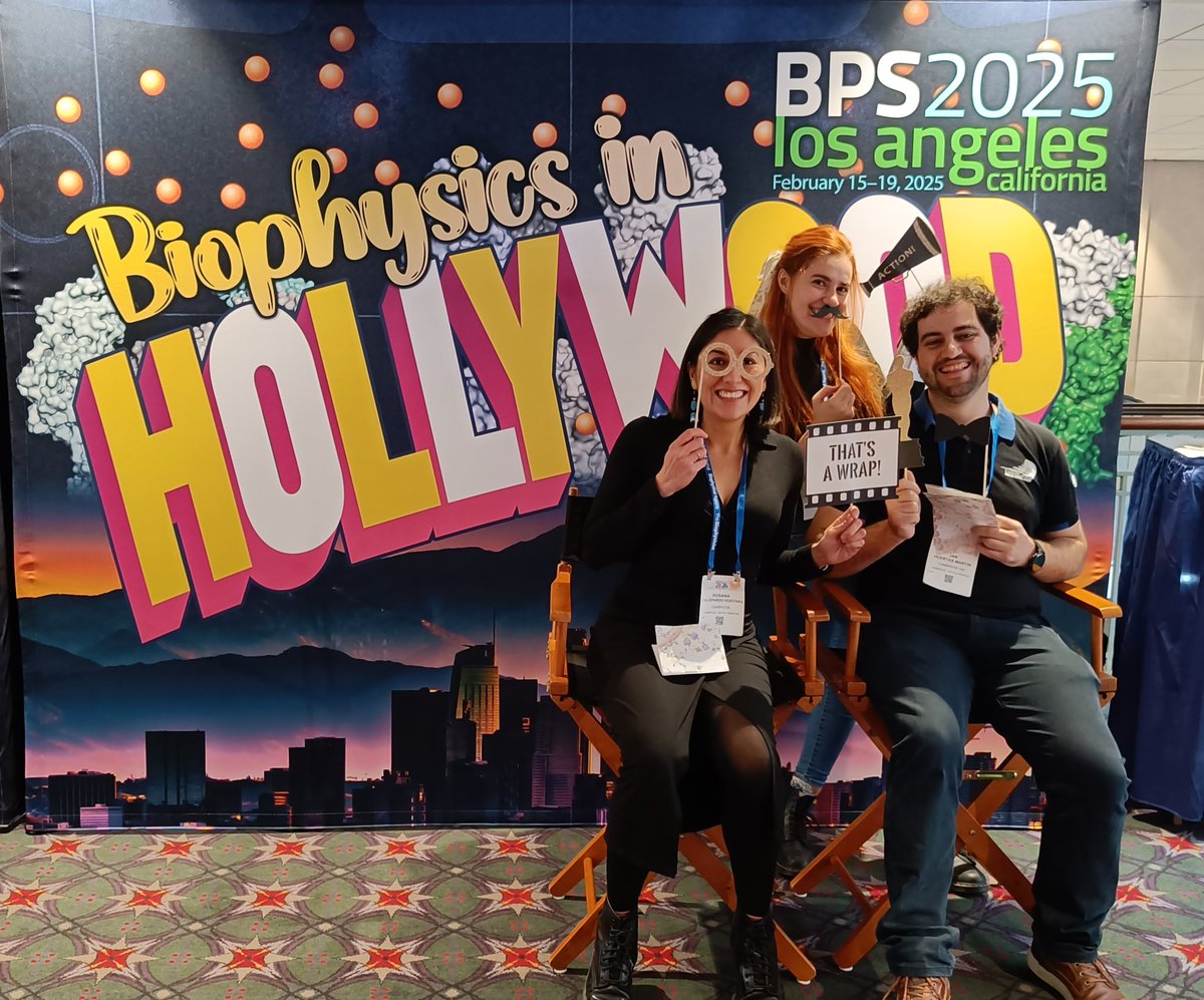 Jan Huertas (@janhuemar) on Twitter photo 🎬🎬🎬That's a wrap for #BPS2024! Lots of fun science and super useful discussions 🥳 We at the Collepardo lab are looking forward to seeing you next year in LA🎥🍿!
<a href="/rcollepardo/">Rosana Collepardo</a> <a href="/JuliaMaristany/">Julia Maristany</a> 🎬🎬🎬That's a wrap for #BPS2024! Lots of fun science and super useful discussions 🥳 We at the Collepardo lab are looking forward to seeing you next year in LA🎥🍿!
<a href="/rcollepardo/">Rosana Collepardo</a> <a href="/JuliaMaristany/">Julia Maristany</a>