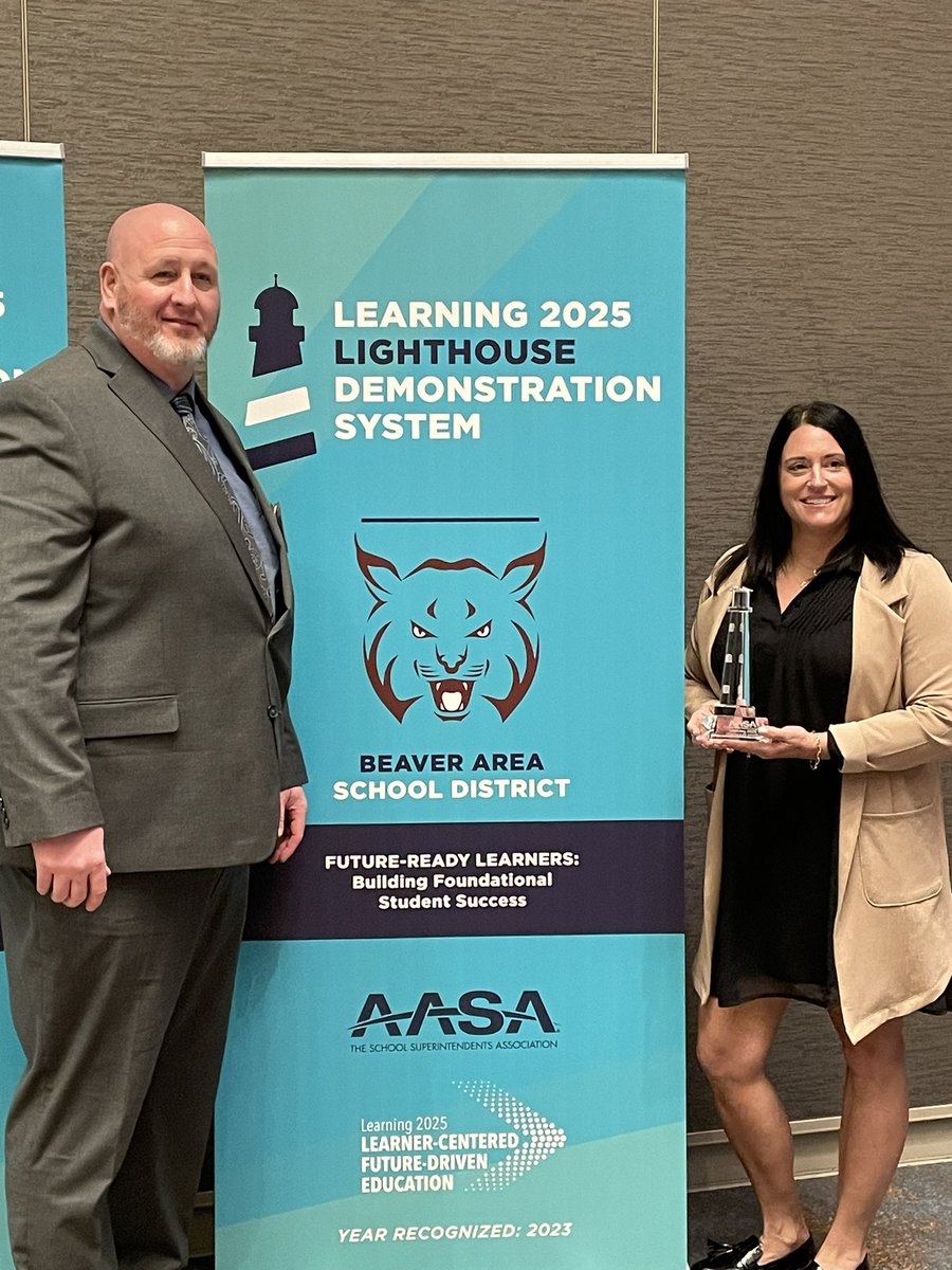 Emily Sanders tweet media