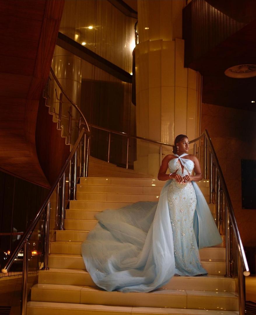 Her royal majesty in all her glory. 😍 

THE MAVERICK AT 28 
HAPPY BIRTHDAY ALEX UNUSUAL 
#AlexUnusual