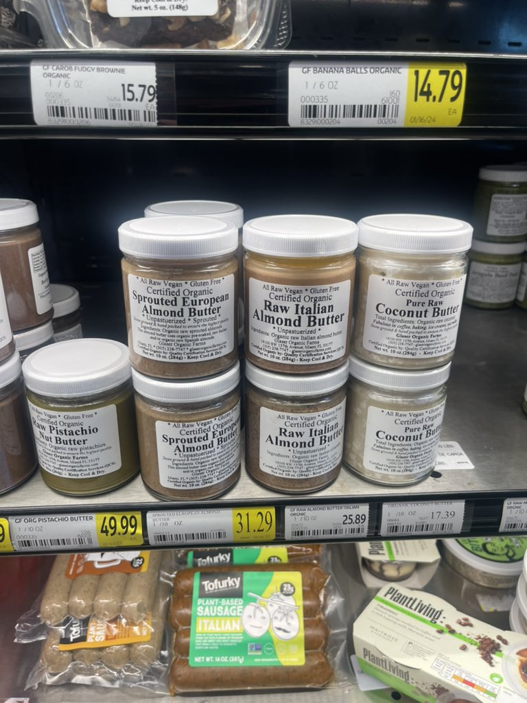 I was prepared for high grocery prices while visiting grand cayman (everything is basically shipped in) but $30USD for a small tub of almond butter is just incredible 😂