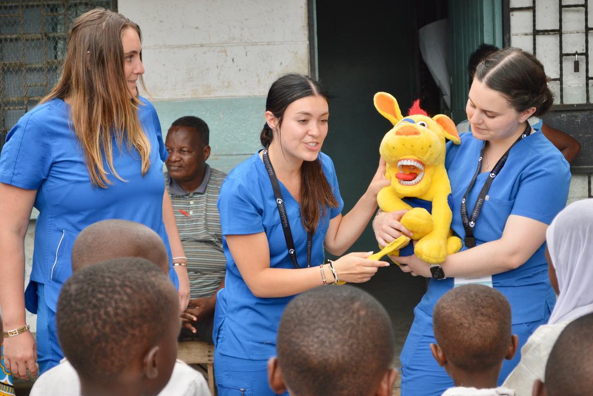 IMAFoundation's tweet image. “A few interns always said, “If you can be a dentist at Coast General in Kenya, you can be a dentist anywhere.” I believe this to be true. I respect the dentists and dental interns at CGTRH... More: ow.ly/TRGQ50QBw9V

#studyabroad #internshipsabroad #predental #dentalsc