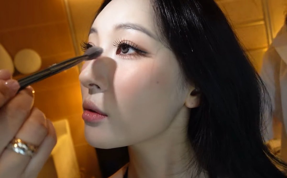 the most beautiful side profile ever