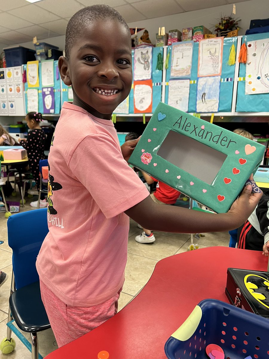 Andrea Monroe tweet media