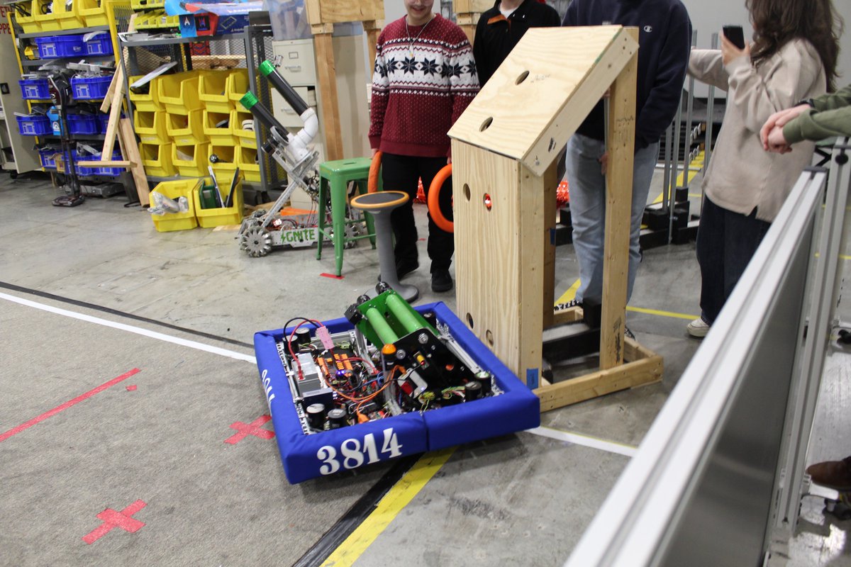 PiBotics FRC3814 tweet media