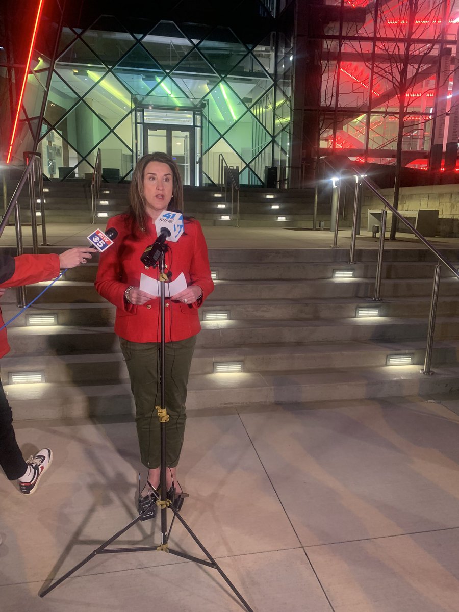 Update from Children’s Mercy: 

12 patients treated, 11 are children between the ages of 6 and 15, 9 of which have gunshot wounds.

None are in critical condition and are expected to make a full recovery. Staff was on site during today’s parade

<a href="/fox4kc/">FOX4 News Kansas City</a>