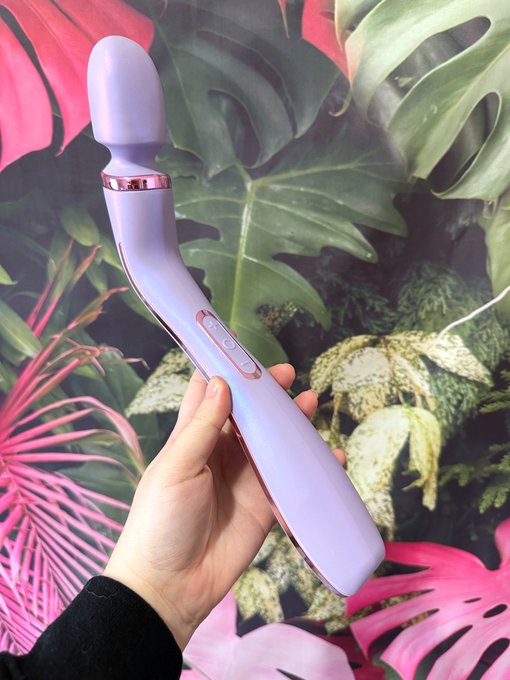 If you're plus size or need accessible vibrator options, check out my latest blog review of the Blush<a href="/tag/clip"class="tags"><span>#clip</span></a>