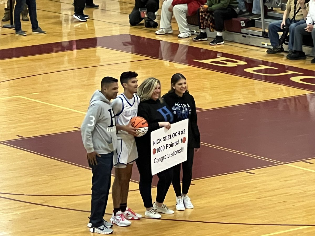 Congratulations Nick Seloch on a fantastic milestone of 1000 career points <a href="/HolmdelHornets/">Holmdel Athletics</a> <a href="/HolmdelHS/">Holmdel High School</a>