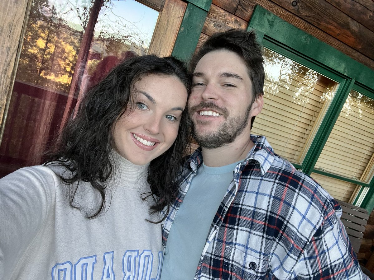 gracenfeagin's tweet photo. Happy Vday to my world 💕💕💕💕💕💕🫶🏼🫶🏼🫶🏼🫶🏼🫶🏼🫶🏼 https://t.co/RMDbjdNUog