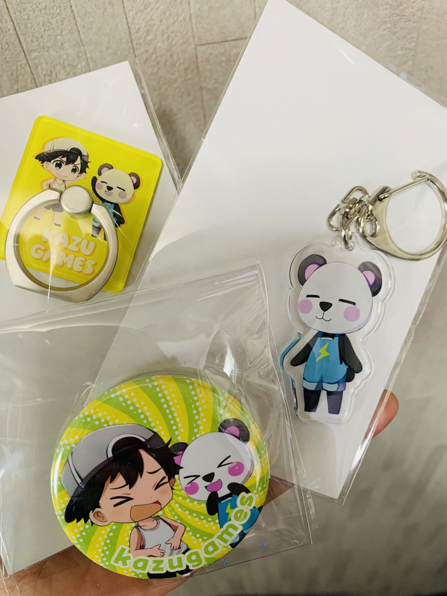 furinrin777's tweet photo. 届きました！！
うふふっ🎶
朝から配達して下さった配達員さん
お疲れ様です！！
ありがとうございました！！
#kazugames
#カズクラ
#さかいさんだー https://t.co/h7pB0blwBD