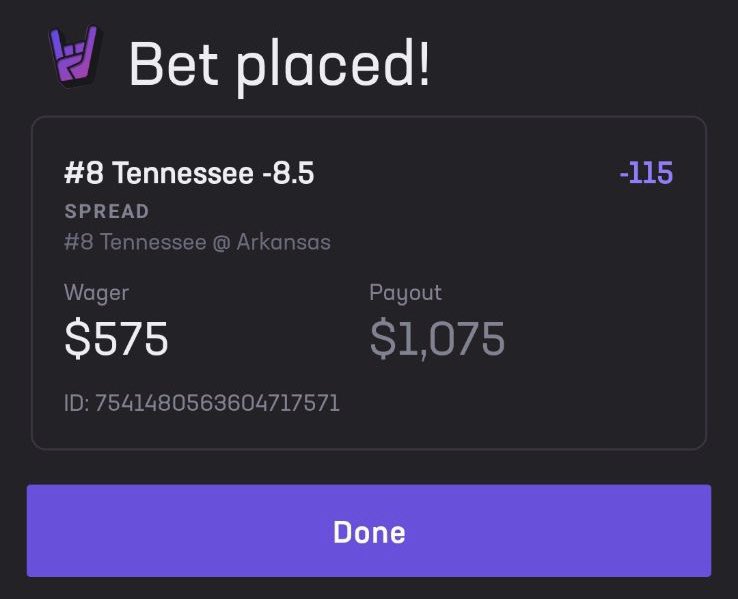 Tennessee -8.5 NCAAB 🏀 

Love to bet teams that come off really bad losses. Better team with motivation we are #on it. Arkansas just 1-4 ATS in SEC home games &amp; 6-17 ATS on the year. Vols are the *better team with *motivation off a *horrendous loss. Great spot-give me the 8.5.
