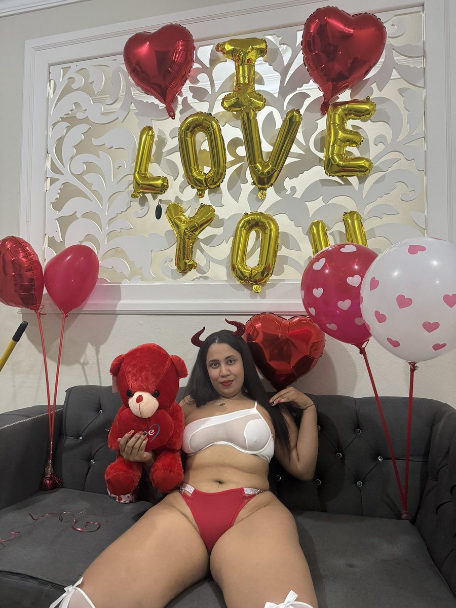 ClaritzaMarti20's tweet photo. Feliz San Valentín, me quieres de regalo ? https://t.co/BETrVzl9rv