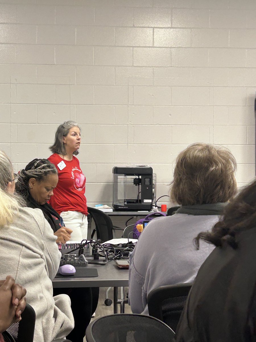AndreaATimR6's tweet photo. Great day of learning led by @uab_atim and @AngieC_atim on 3D printing! Thanking you for sharing your knowledge. Can't wait to use the @makerbot at @jsuinservice #ATiMPD @ATIMPD02 https://t.co/uFM2fWoTvw