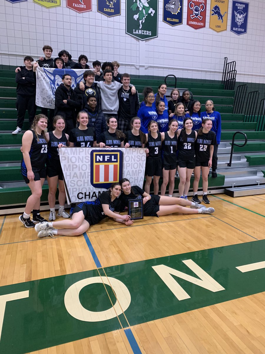 The Kenmore west Lady Blue Devils won the NFL championship tonight by defeating a terrific team from Lewport 48-42! Balsano15, Vandewater 14 Padilla12 and Seyfang 7! Rice and Kelting played strong games! Awesome job to the entire team🏀🏀🏀🏀