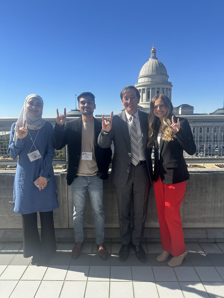 Professor Argelia Lorence tweet media