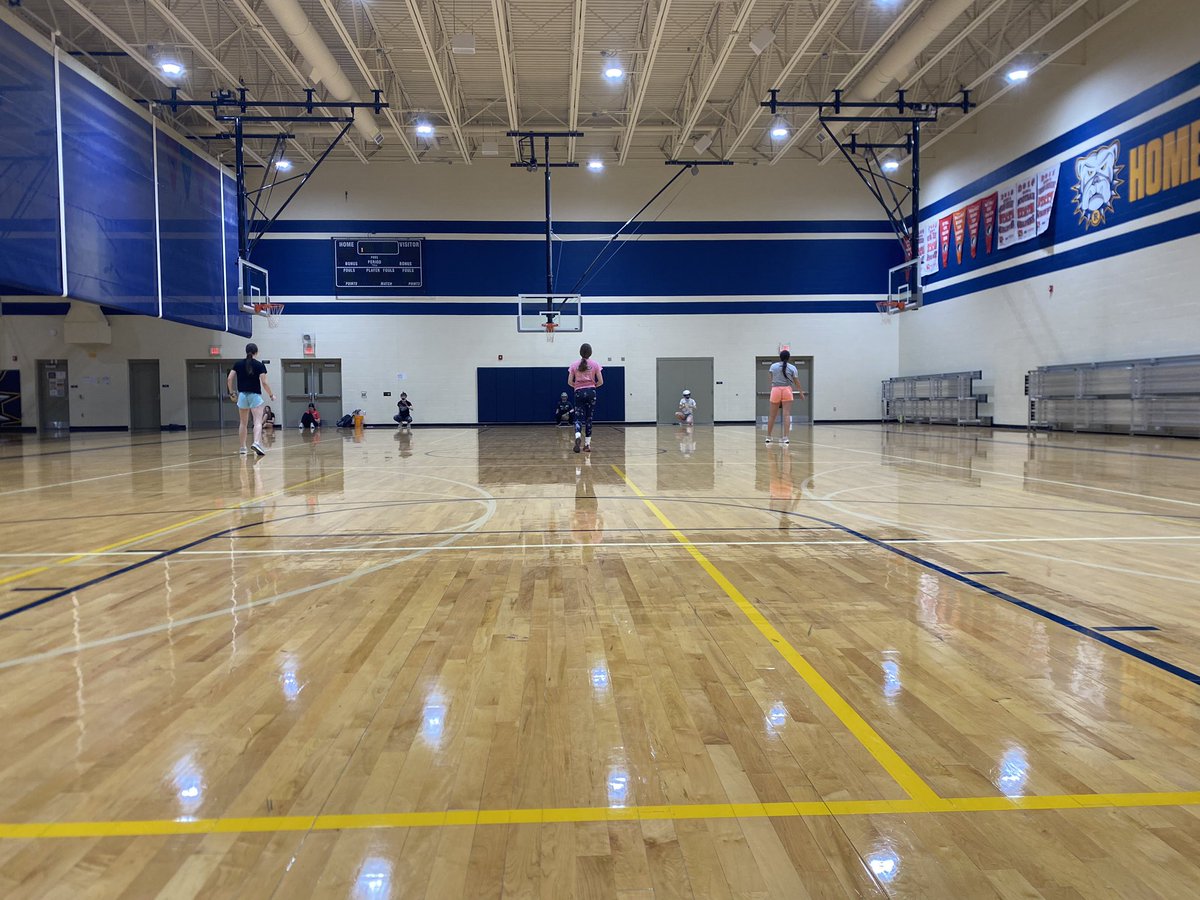 First open gym of the season #bigdawgs