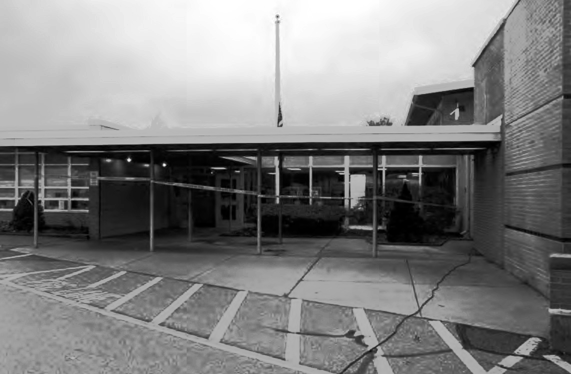 Donna_In_Heaven's tweet photo. The virtual #SandyHook school, including the digital architecture first image published after a
COMPLETE🐂💩SHOOTING. https://t.co/yNO2n9pg0q Plus #SixSquares patchwork & other #Graphics "Crime Scene Photos". #GetAClue #DisinfoAgents & #CounterLiars You Got Punked by all sides. https://t.co/dS9eFM6S5w