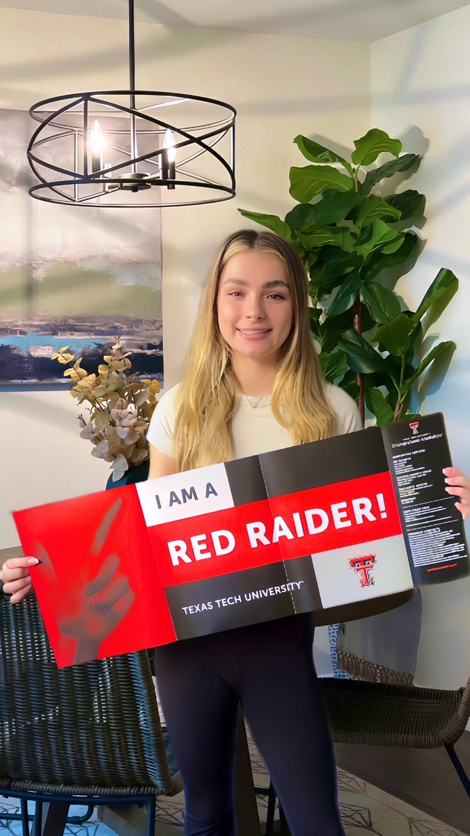 StefTXRealtor's tweet image. It’s official - the kid is headed to @texastech! We are so incredibly proud of our daughter! ♥️🖤♥️🖤

#techbound #wreckem #ttu #texastech #collegebound #tech24