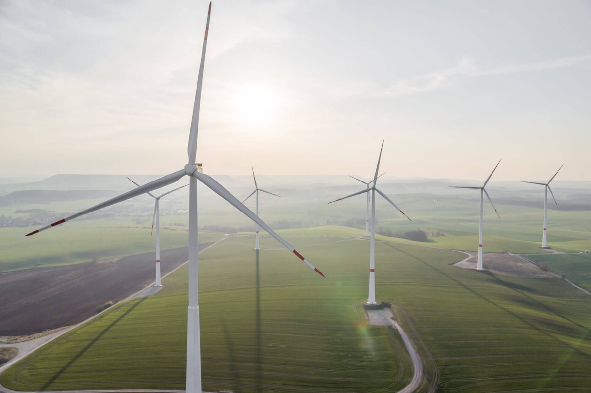 wearenews1's tweet photo. The Nel share is tumbling, Nordex is gaining momentum, and dynaCERT is building strength #Hydrogen #renewableenergies #Technology #NEL #Nordex #dynaCERT https://t.co/HKnTcZ4CIy https://t.co/FqTlRQICTZ