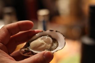 満員御礼
第8回 牡蠣とウイスキーin長野屋
2月17日（土）17時～22時
お申込みされた方は、当店正面左側の階段から二階に
お上がりください。
ご来店お待ちしております🥃
店主