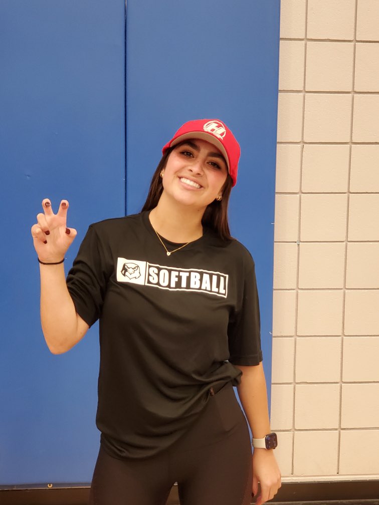 coachkpickett's tweet photo. So proud of @angieksoftball on her signing today to continue her academic and athletic career  @McMSoftballteam! I’m so proud to have been a part of this awesome young ladies journey. One of my original @heat_elite_htx players.
Can’t wait to watch you soar!  Love you kid! https://t.co/Bbihv6tJq3